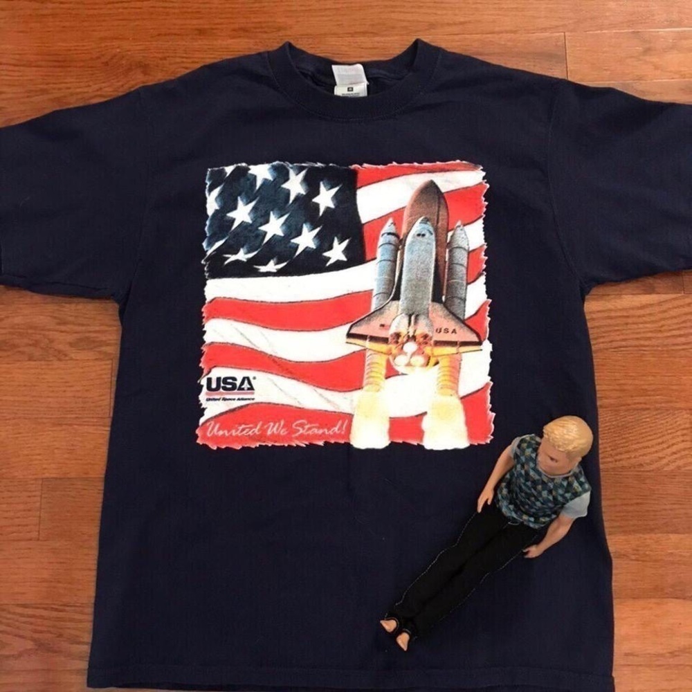 BLUE SPACE SHUTTLE SHIRT USA FLAG STAMP HOUSTON VACATION SOUVENIR MEDIUM